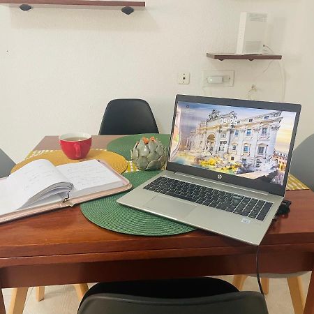 Cozy 2-Bedroom Serviced Apartment With Netflix Sagunto 外观 照片